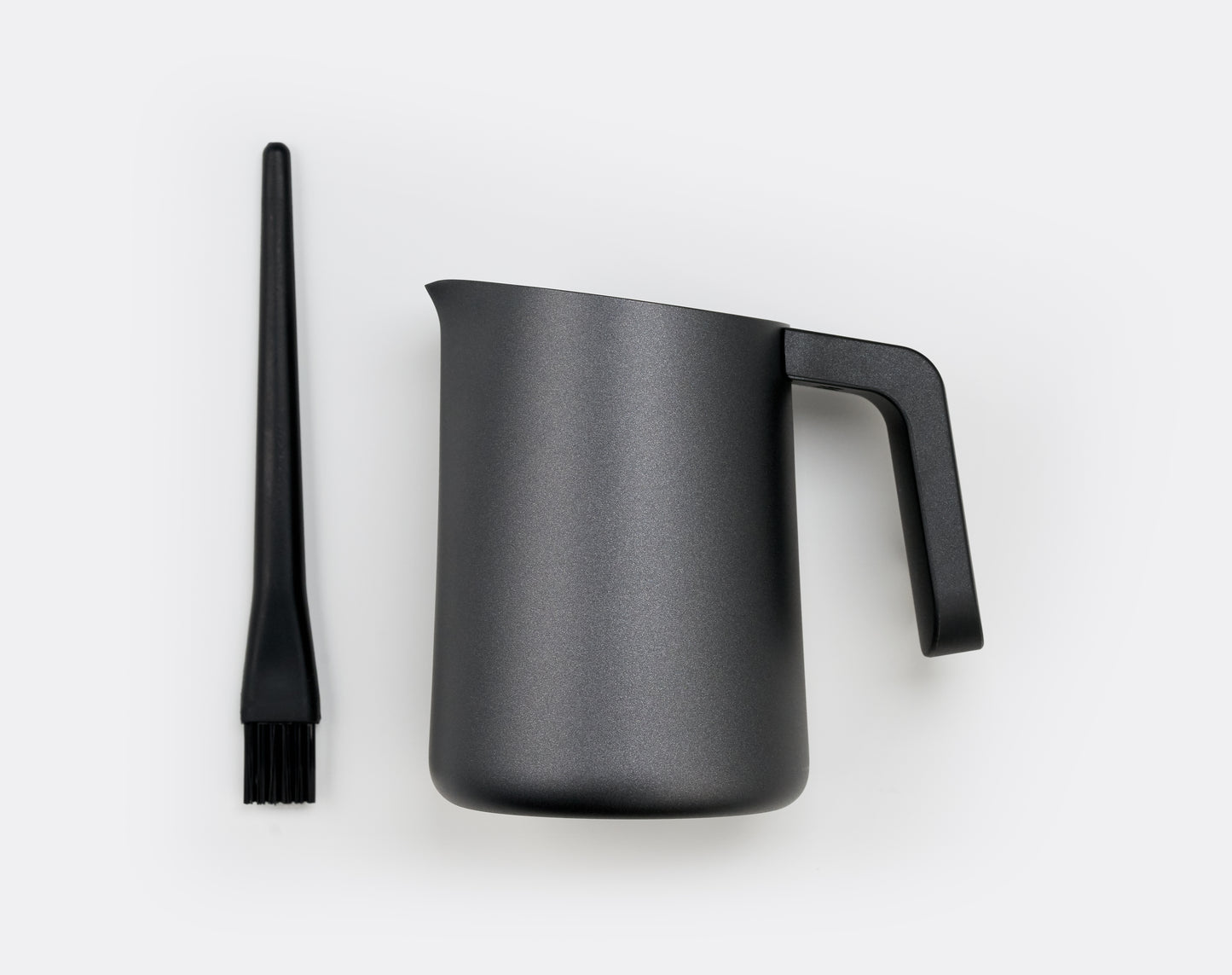 Subminimal FlowTip Latte Art Jug – Black, 450ml (15oz)