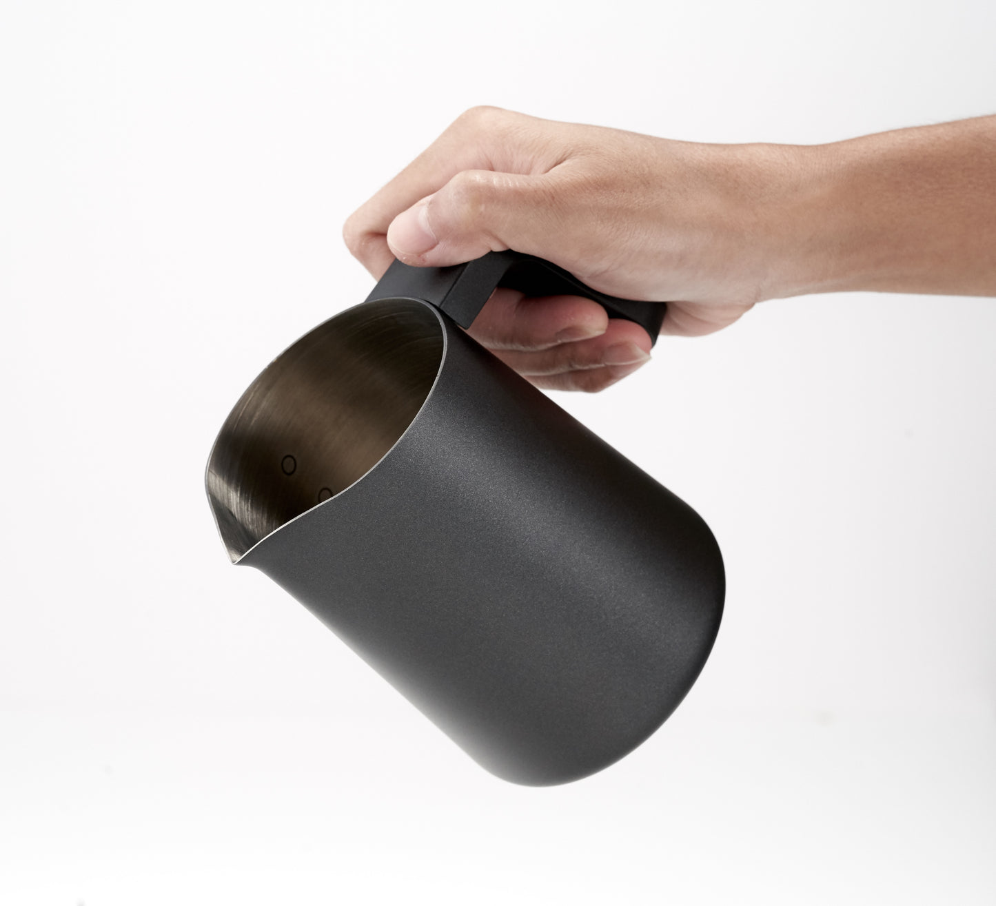 Subminimal FlowTip Latte Art Jug – Black, 450ml (15oz)