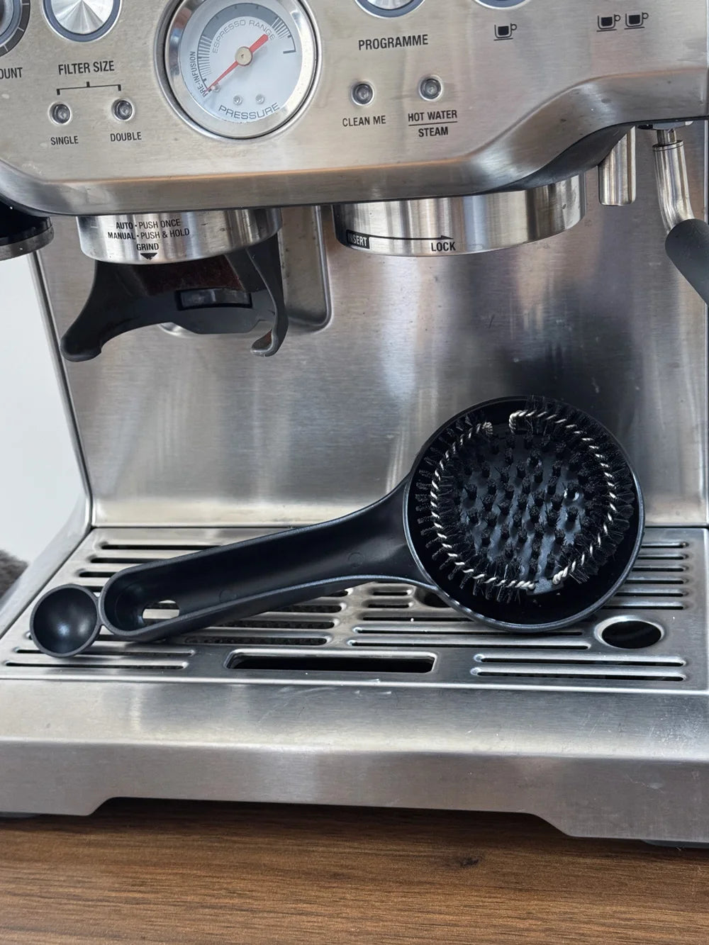 Dejess 58mm cleaning brush included in complete home barista accessories kit