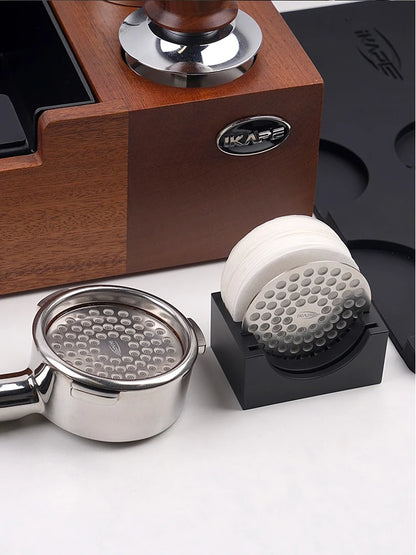 IKAPE V2 puck screen used with La Marzocco Linea Mini 58mm portafilter group head